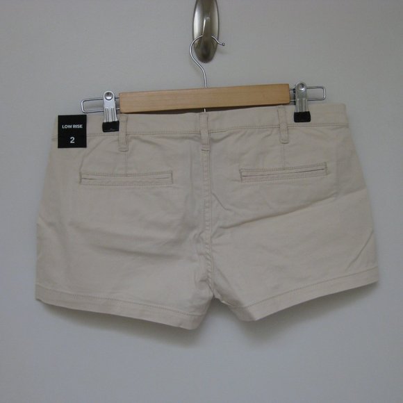 NWT Express khaki tan twill low rise shorts 2 - Picture 4 of 7